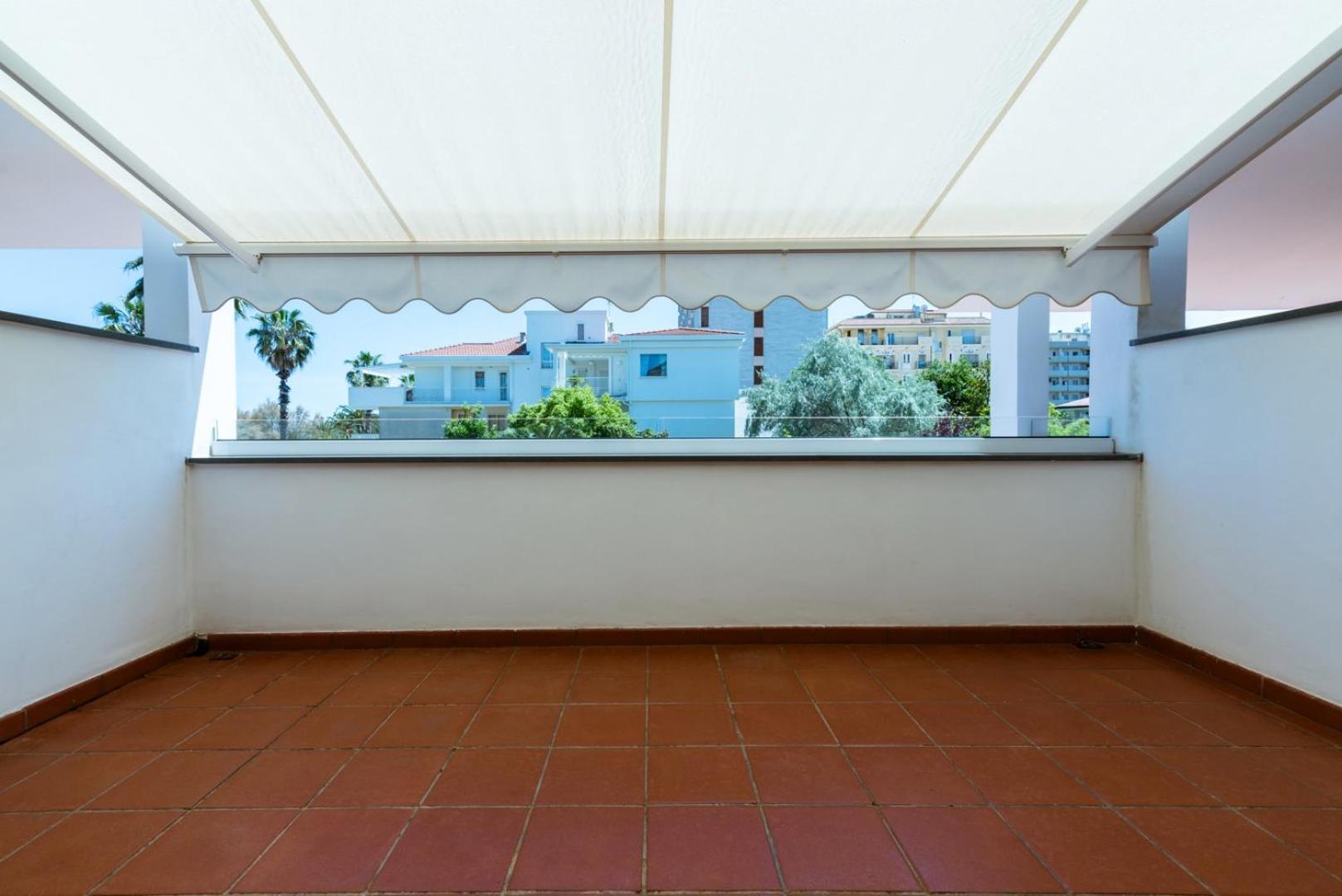 Residence Elle San Benedetto del Tronto Exteriör bild