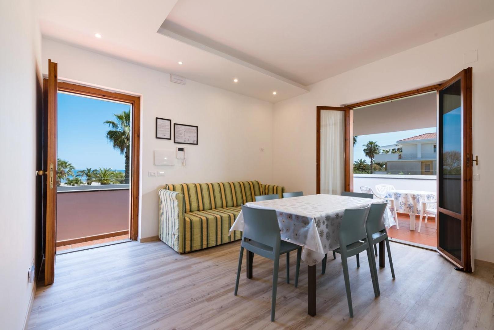 Residence Elle San Benedetto del Tronto Exteriör bild